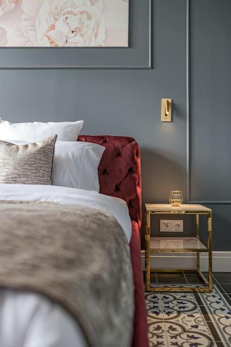 Elegant & Stylish Luxury Living Budapest