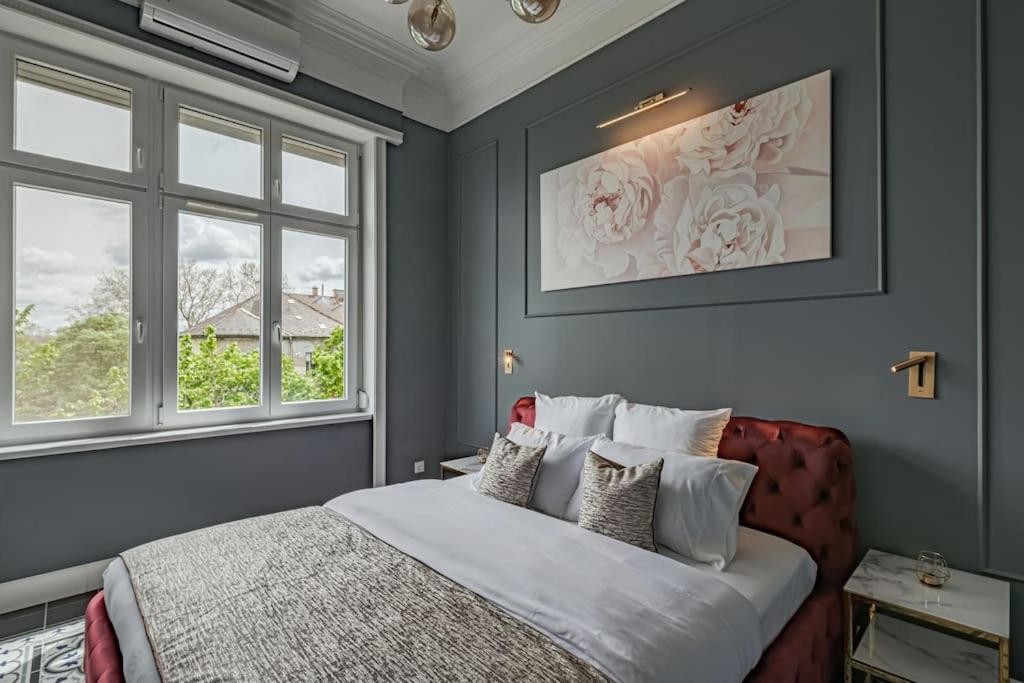 Elegant & Stylish Luxury Living